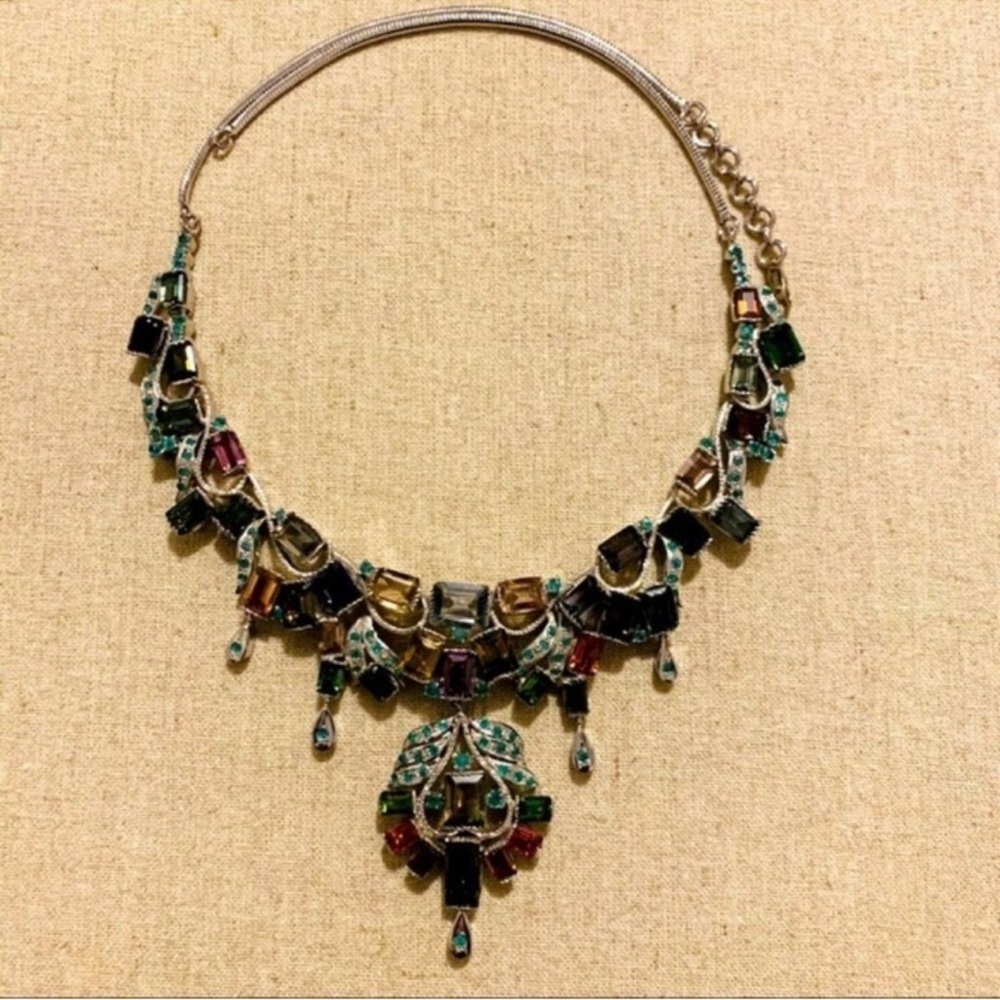 Semi-Precious Stone Statement Necklace - Picture 2 of 11